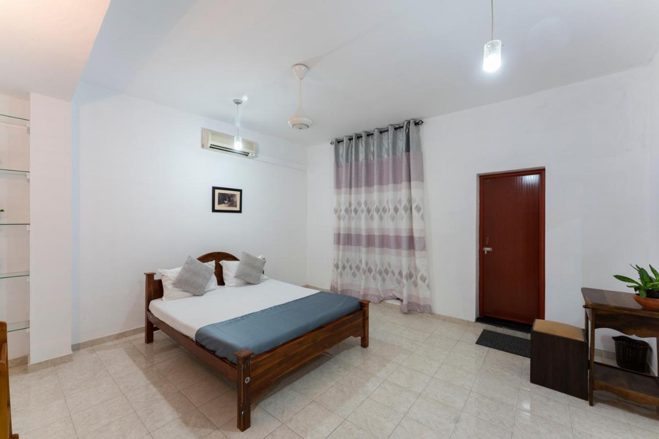 Gentz Residency & Restaurant Ξενοδοχείο Κολόμπο Εξωτερικό φωτογραφία